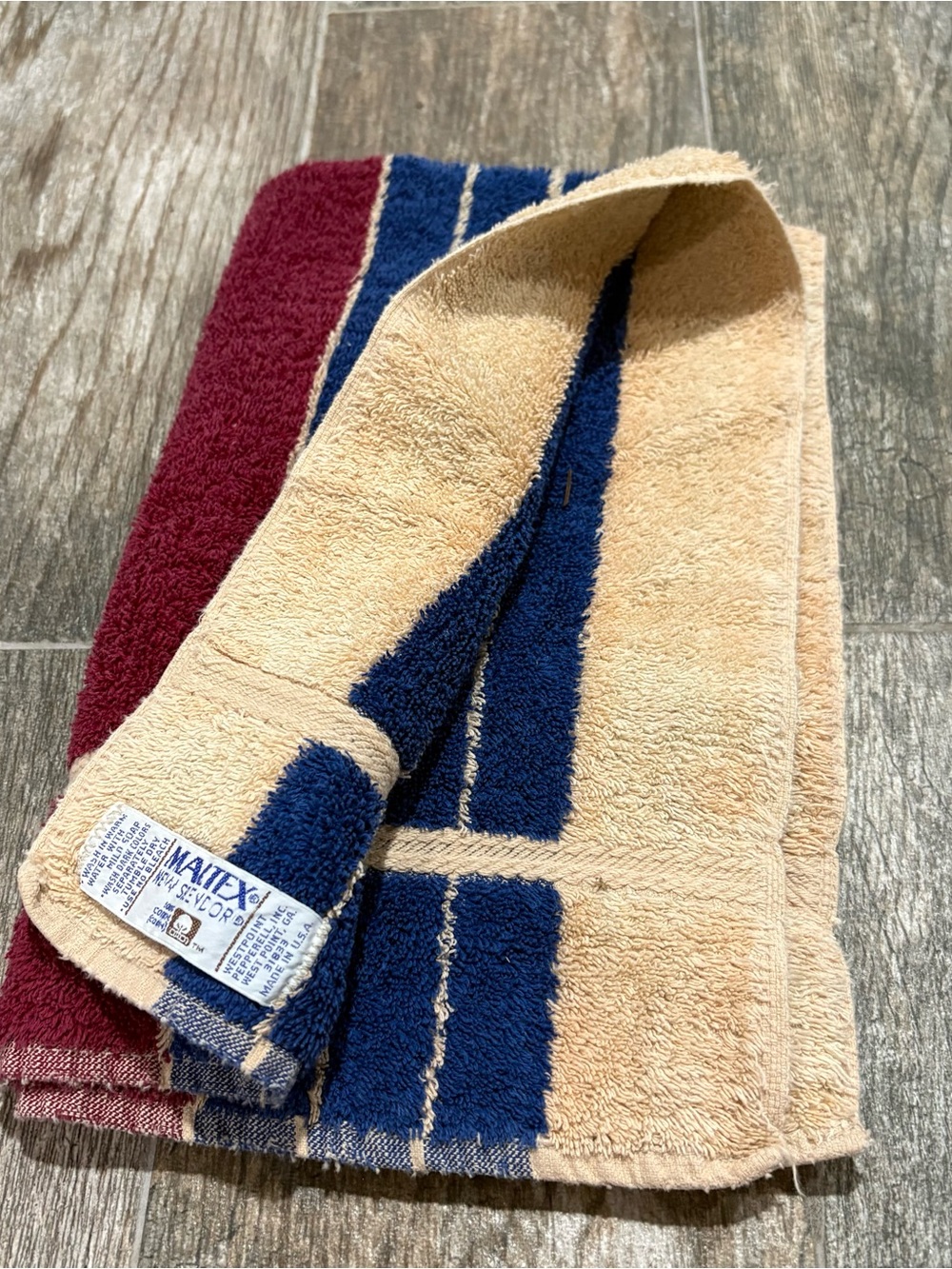 Vtg MARTEX New Splendor Stripe‎ Hand Towel MCM 70s Made USA Burgundy Navy 24x 15